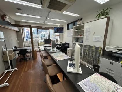 カウンターでゆっくりお部屋探し