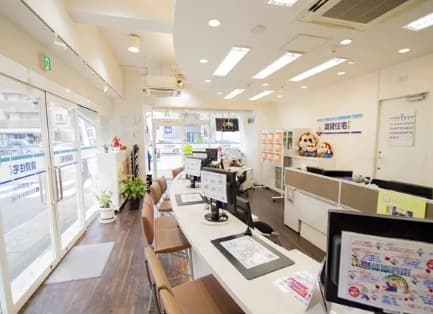 カウンターでゆっくり部屋探し