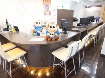 カウンターでゆっくり部屋探し♪