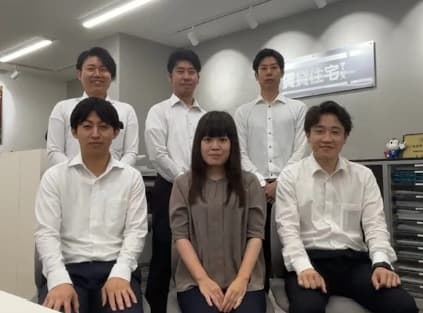 スタッフ一同お待ちしております♪