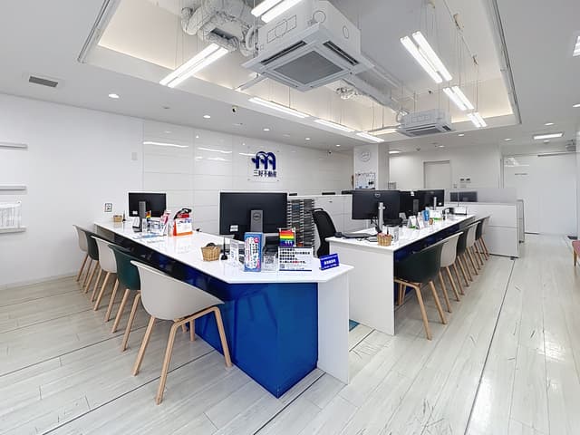 店舗内観