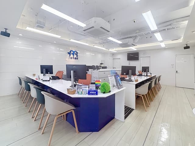 店舗内観